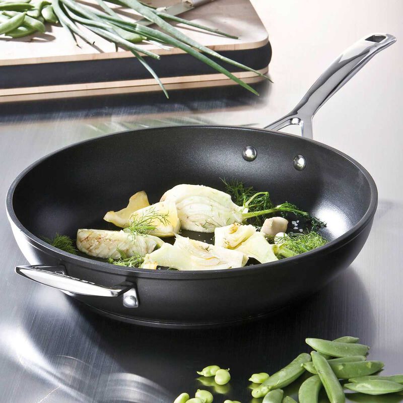 Le Creuset Toughened Non-Stick Deep Frying Pan with Helper Handle 30cm image number 1